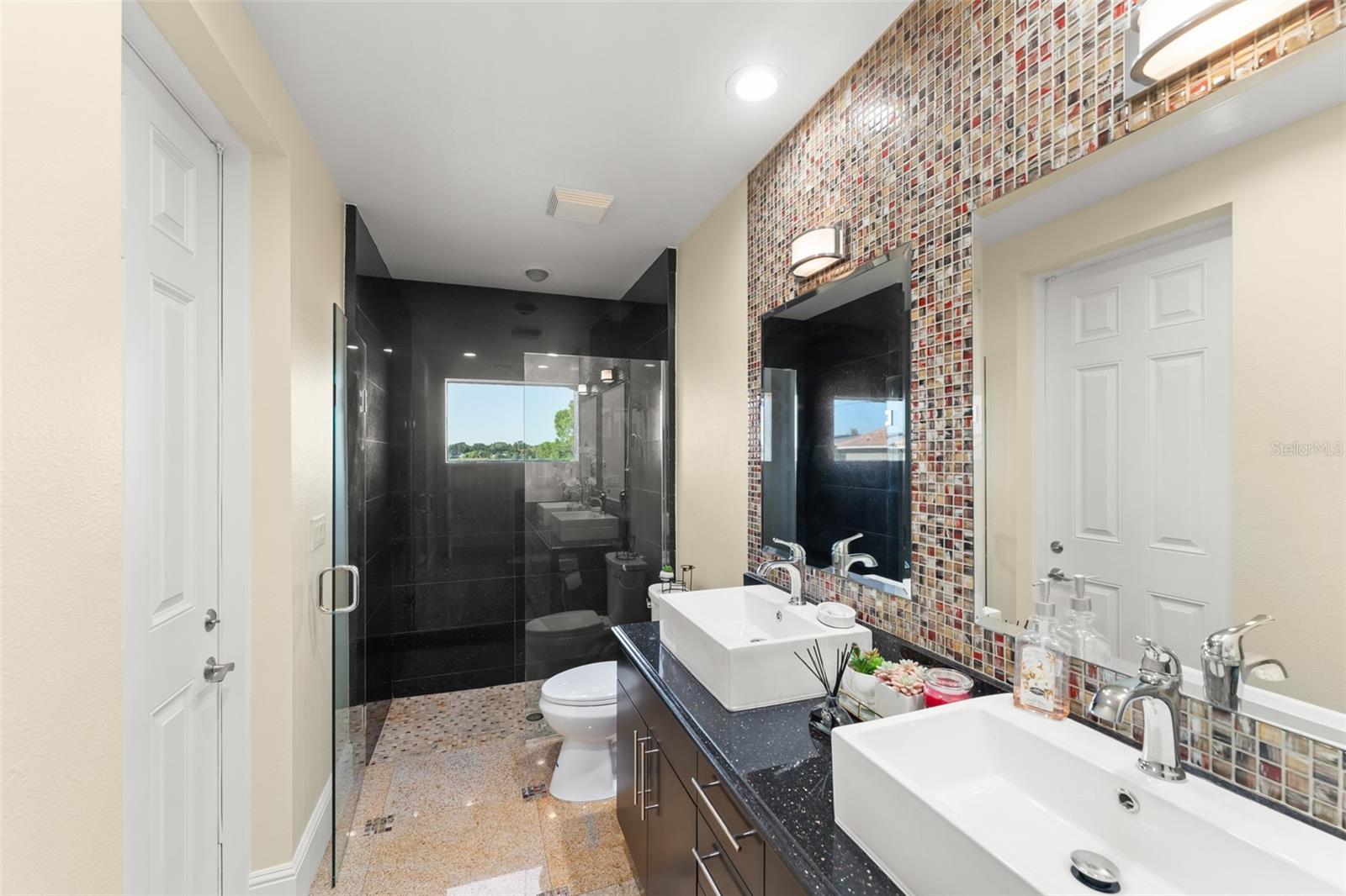 GOTHA TOWN - Residential