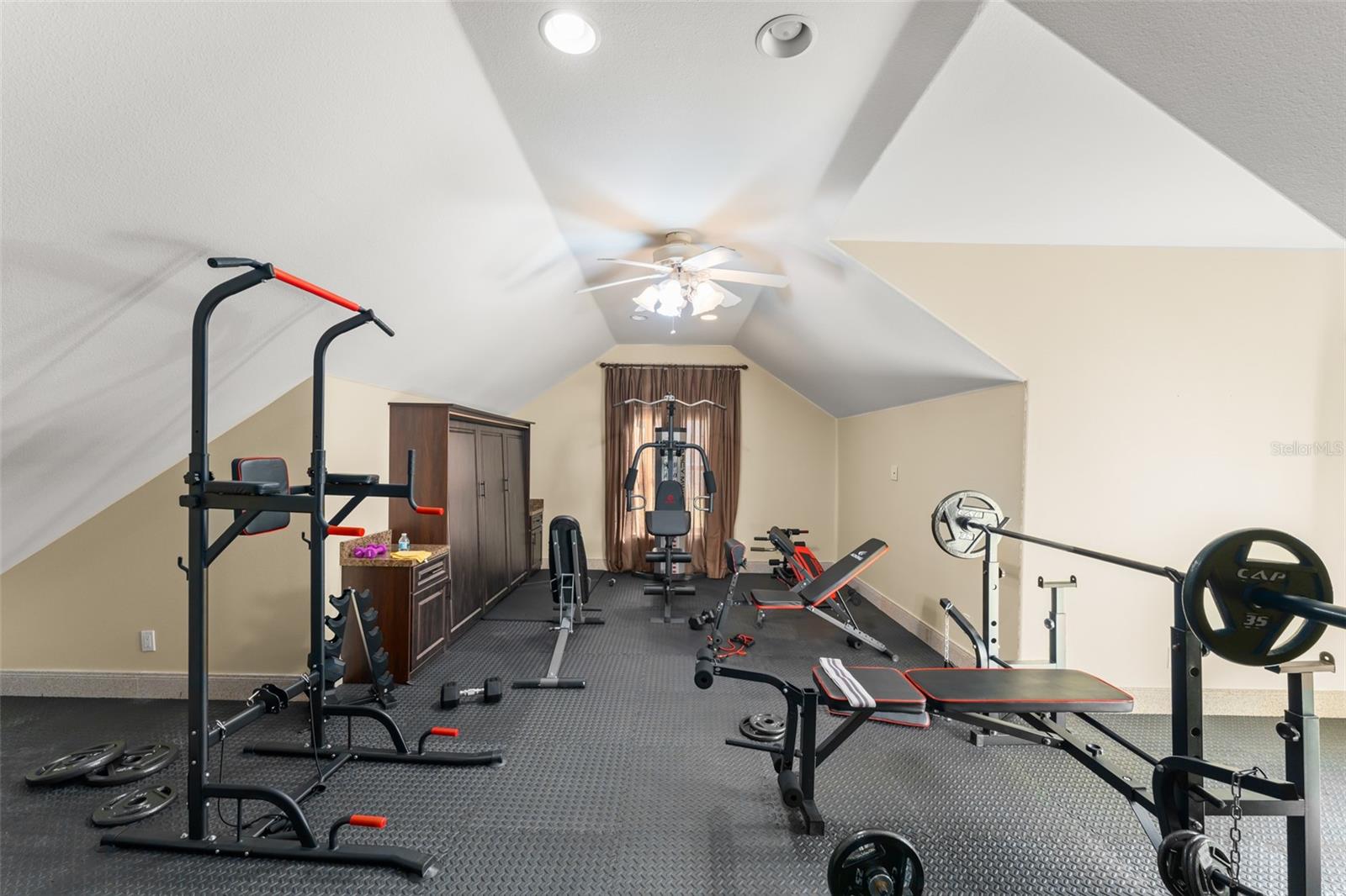 GOTHA TOWN - Residential