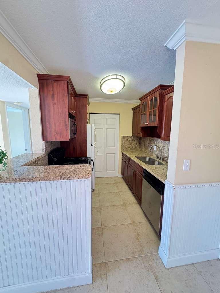 HARBOR CLUB CONDO - Residential