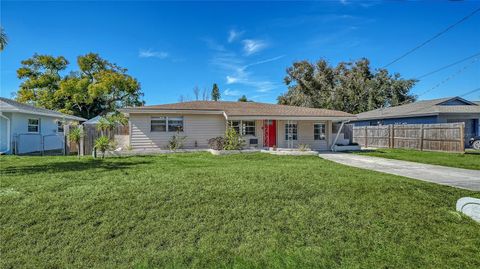 Photo of 3008 Arch Drive, Sarasota, FL 34232 (MLS # A4680557)