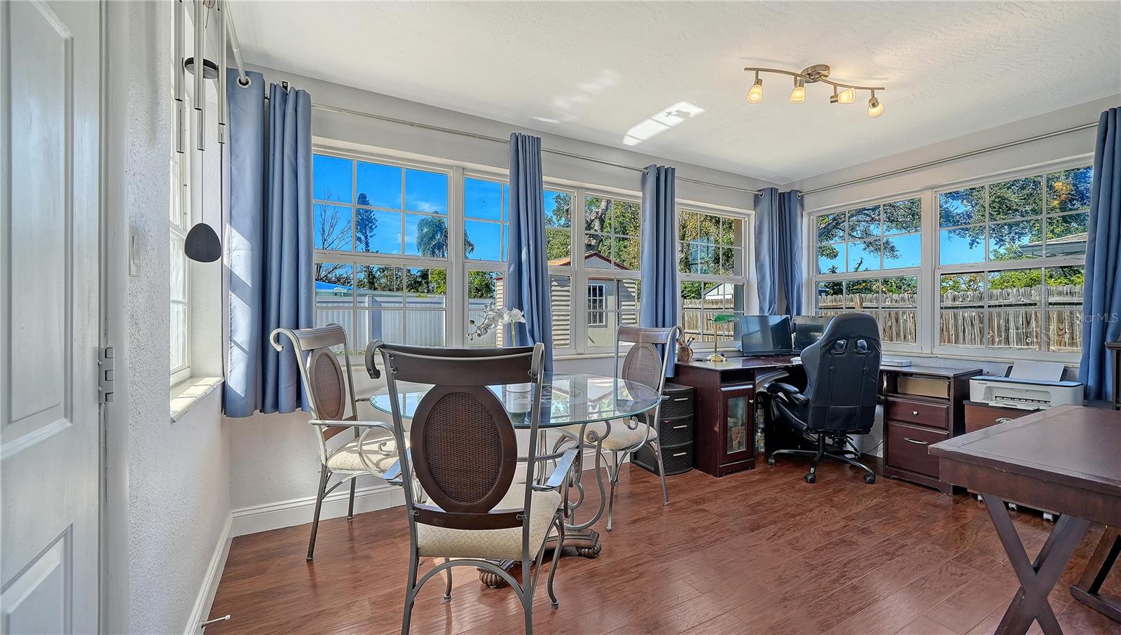 SARASOTA SPGS - Residential