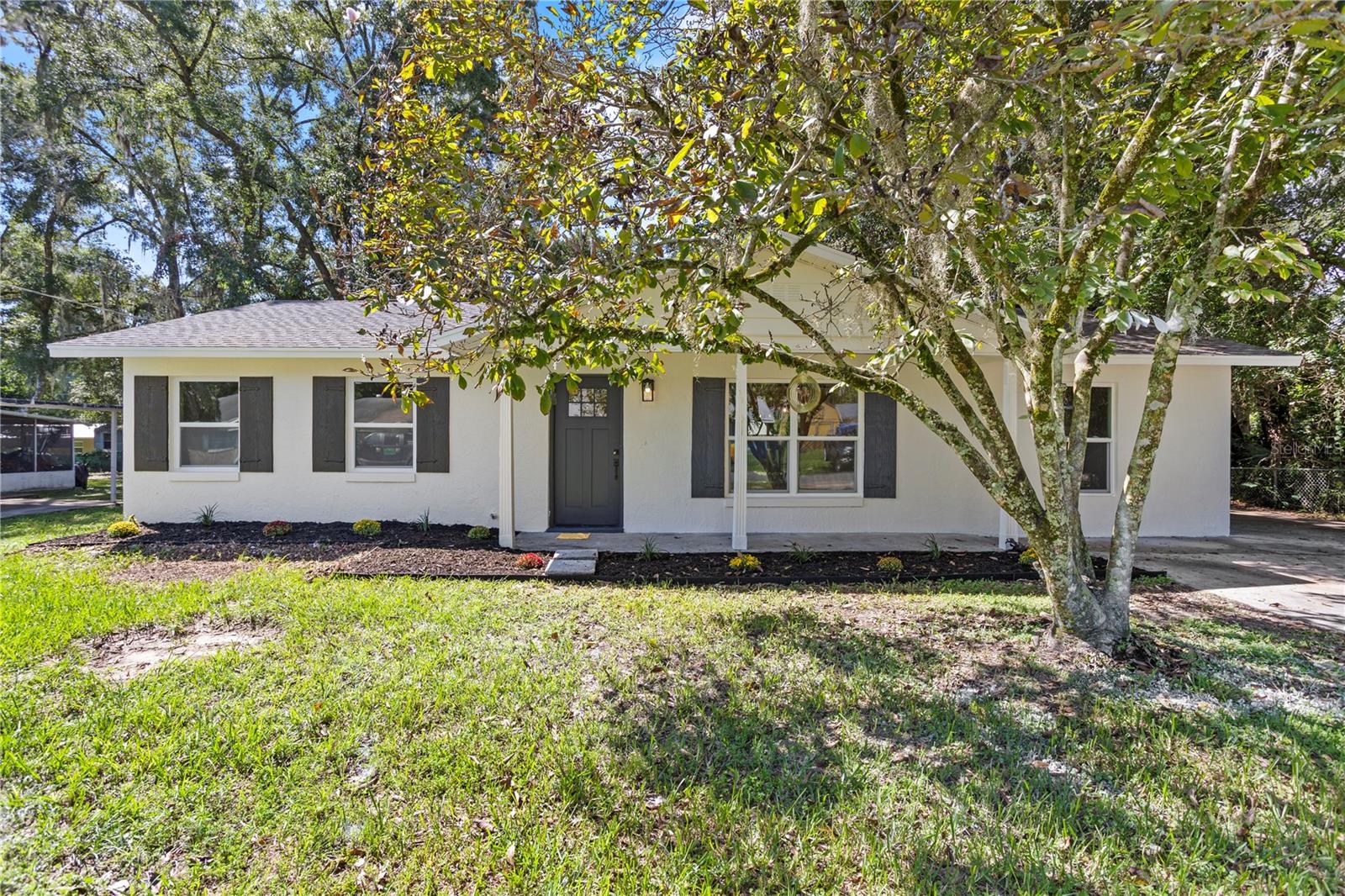2216 NE 36TH PLACE