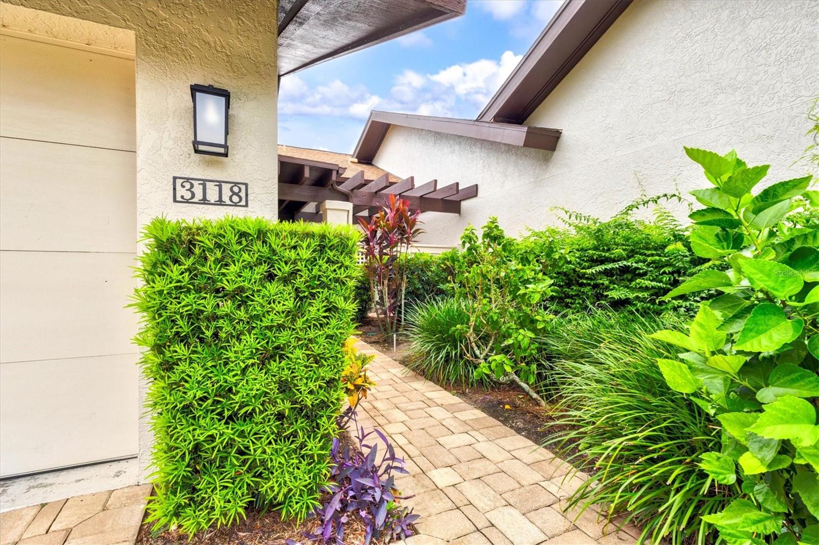 3118 WINDRUSH BOURNE 8