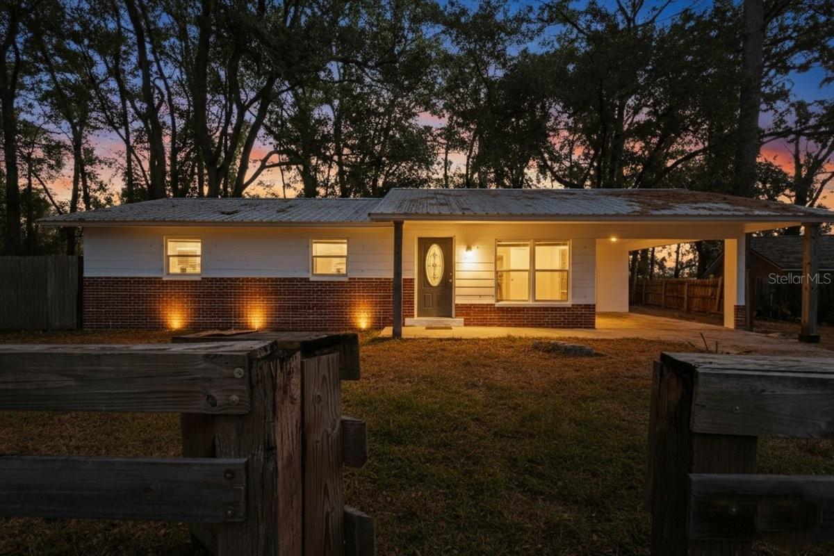 ARROWHEAD POINT NEWBERRY - Residential