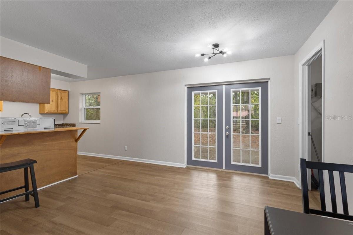 ARROWHEAD POINT NEWBERRY - Residential