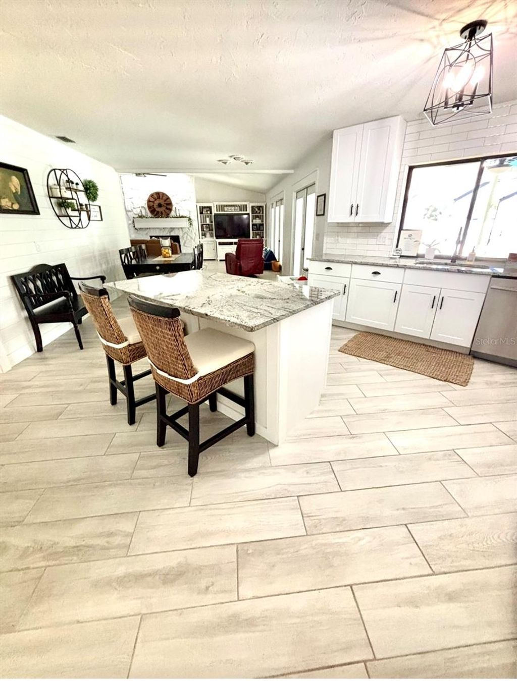 Photo of 1219 Cornish Court, Sarasota, FL 34232 (MLS # A4691424)