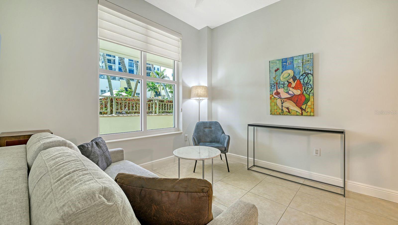 ONE HUNDRED CENTRAL - Residential