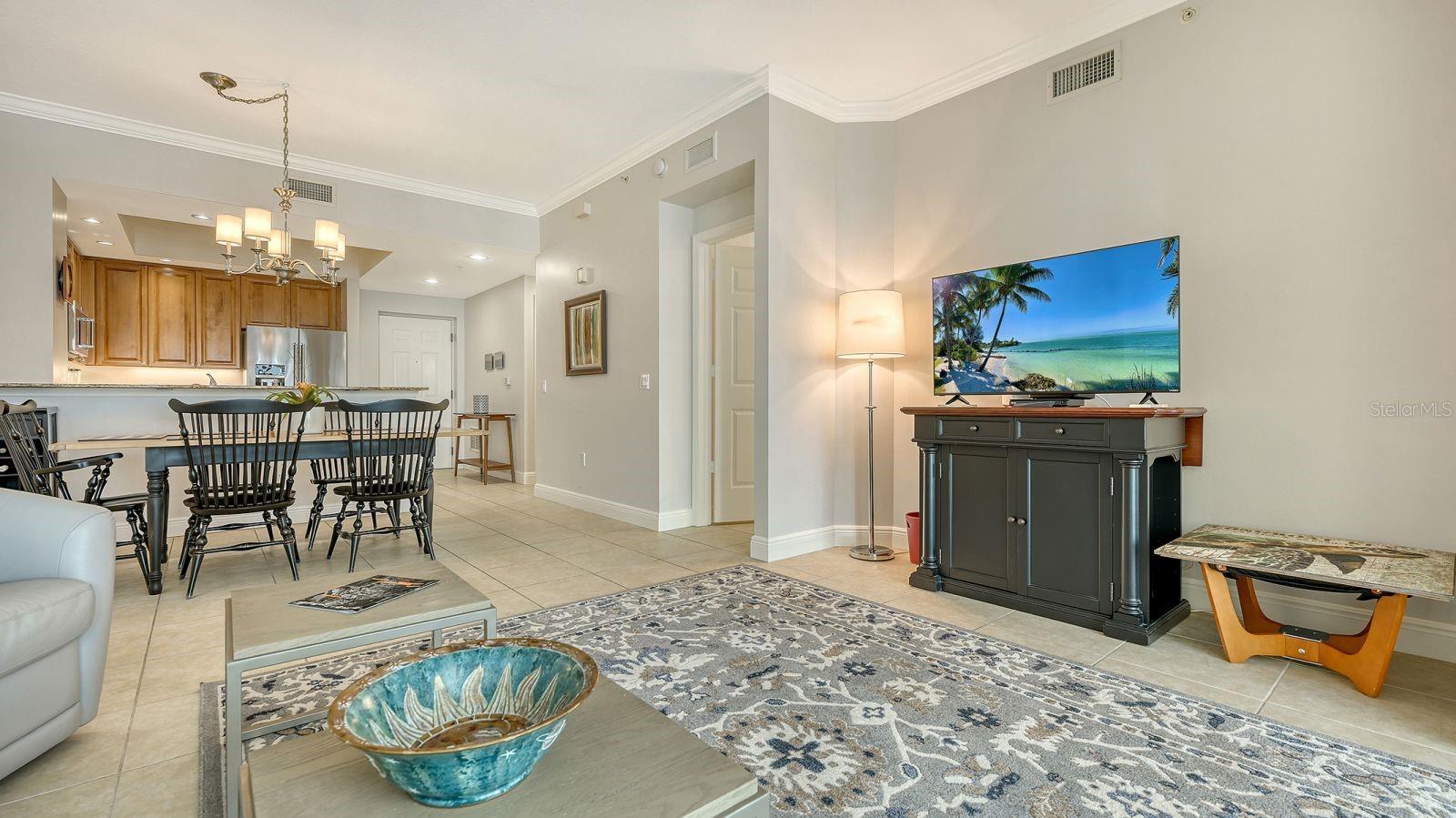 ONE HUNDRED CENTRAL - Residential