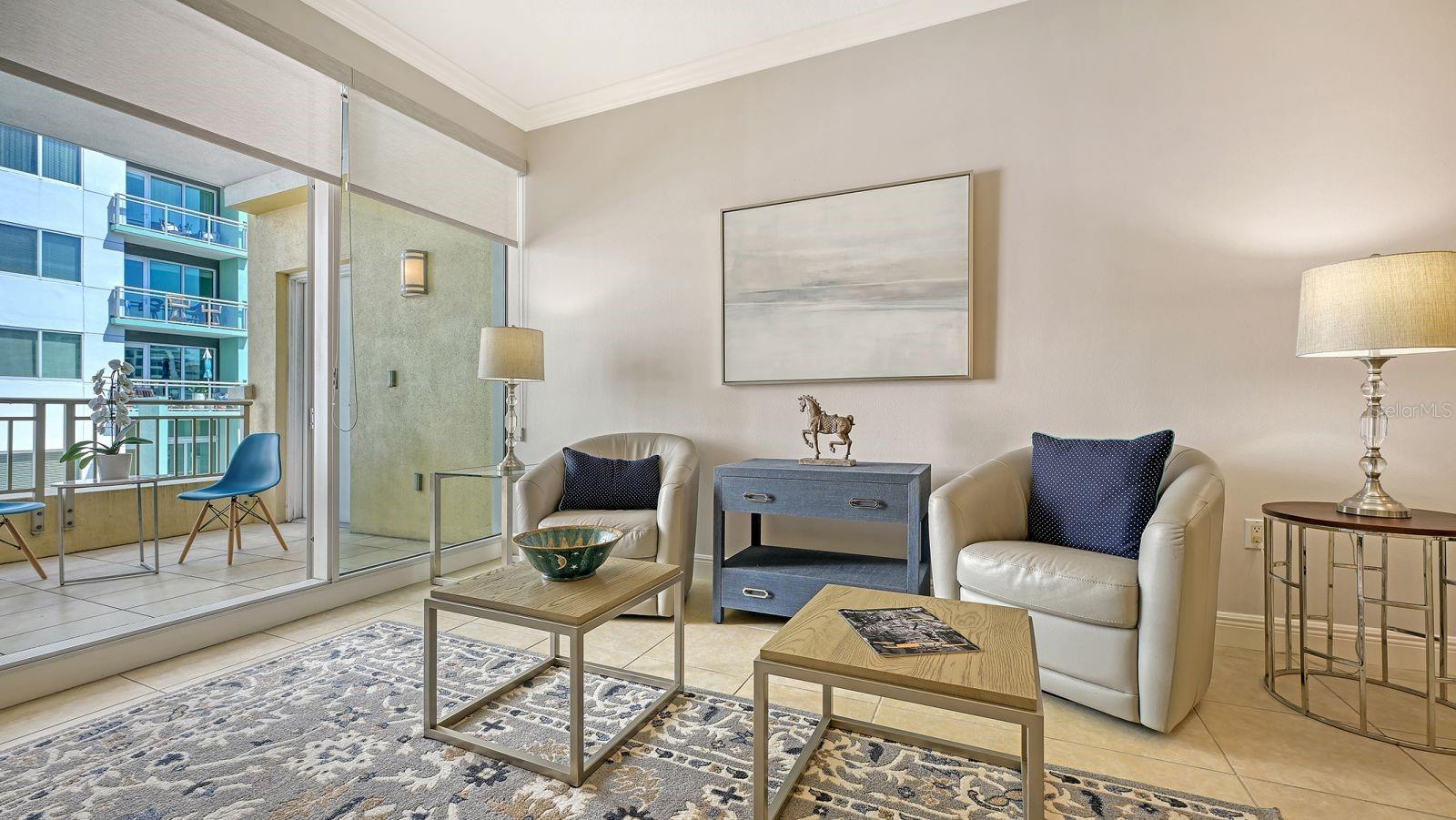 ONE HUNDRED CENTRAL - Residential