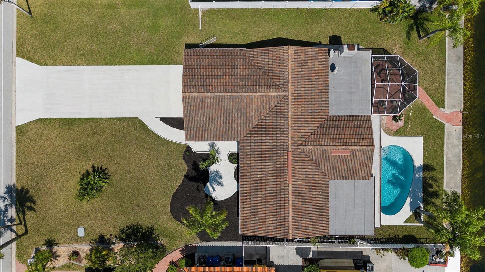 3340 FLORAMAR TERRACE