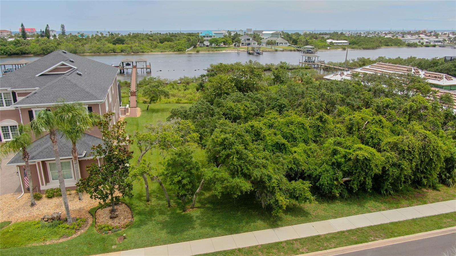 PALM COAST PLANTATION - Land