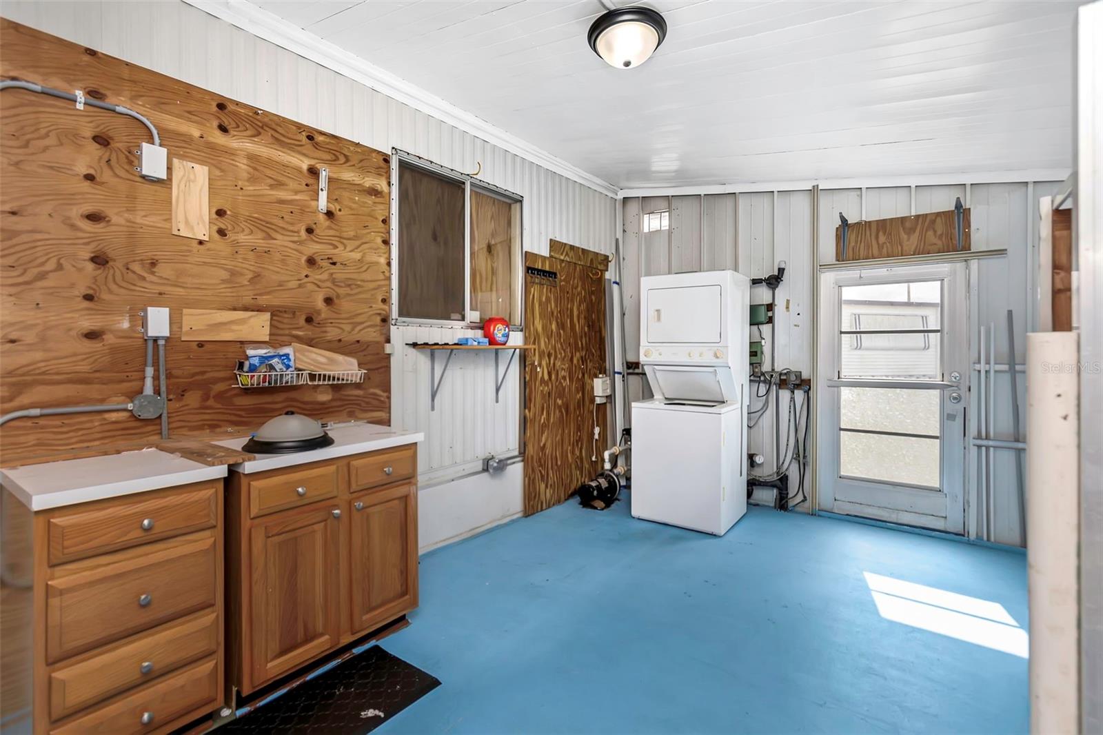 LAKE TARPON MOBILE HOME VILLAGE - Residential