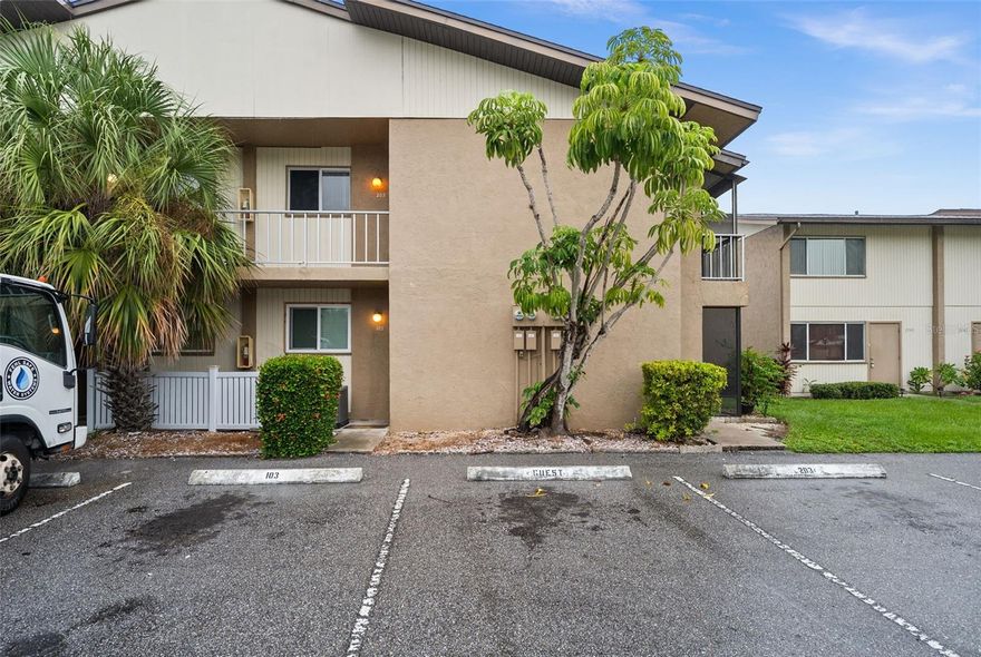 Updated condominium just 5 minutes from world-famous Siesta Key yet tucked away on a quiet dead-end street! This residence has been updated and is ready for its new owner. The kitchen features newer stainless steel appliances, a porcelain farmhouse sink, white cabinets and quartz breakfast bar. Both bathrooms have been remodeled as well. Enjoy updated flooring throughout (no carpets here!), abundant closet space and a bright, open feel that makes this apartment ideal for seasonal or year-round living.
Additional highlights include new windows (excluding sliders), a newer AC system and an upgraded lanai. Don’t miss the opportunity to own this stunning, move-in ready condo in a prime Sarasota location—just minutes from the beach, dining and shopping!