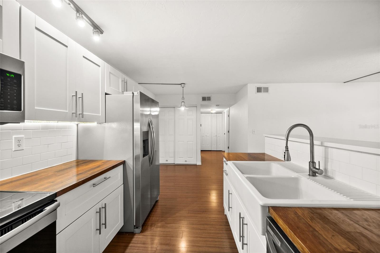 TRINITY VILLAGE - Residential