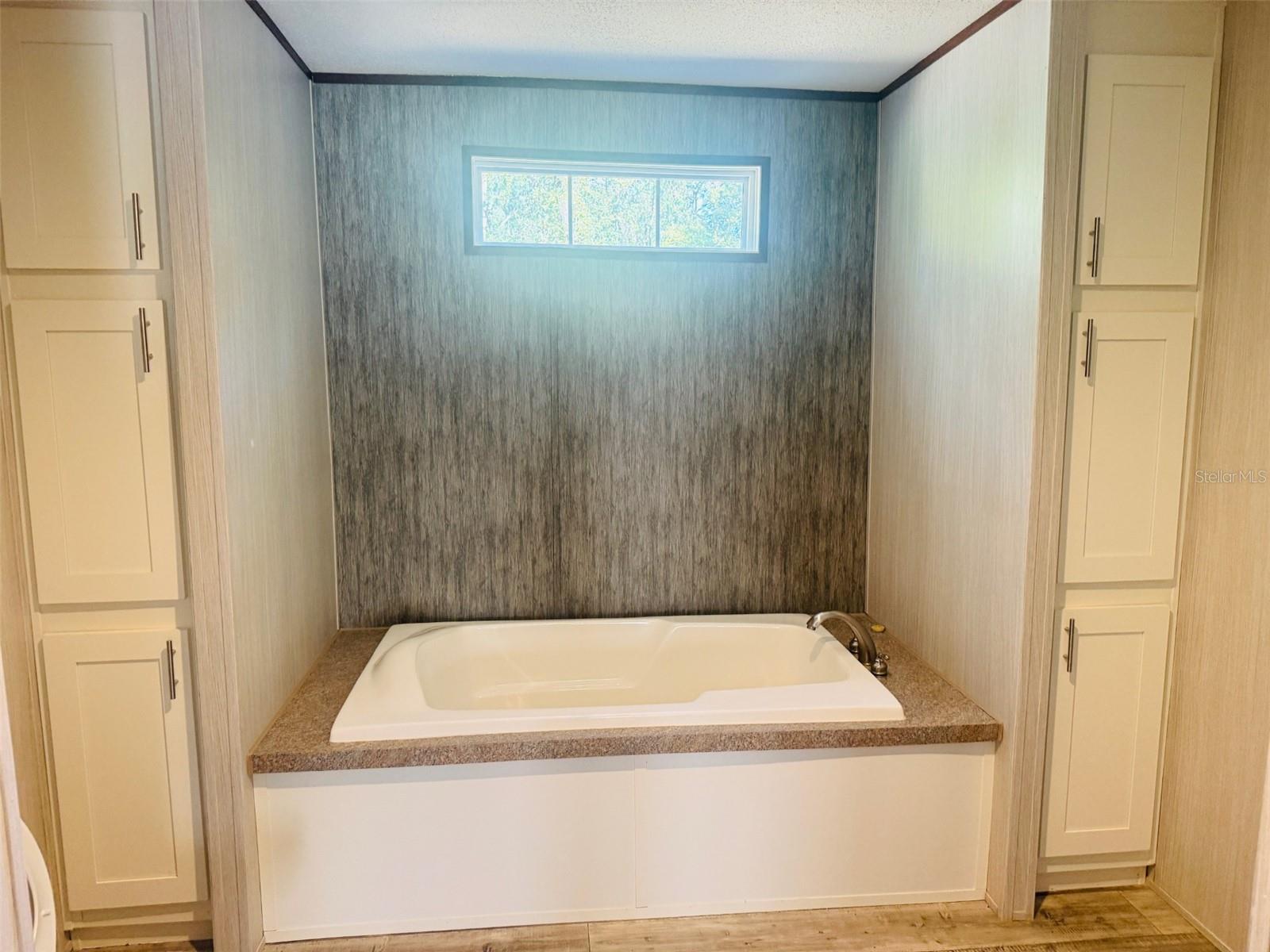 THREE RIVERS ESTATES - Residential