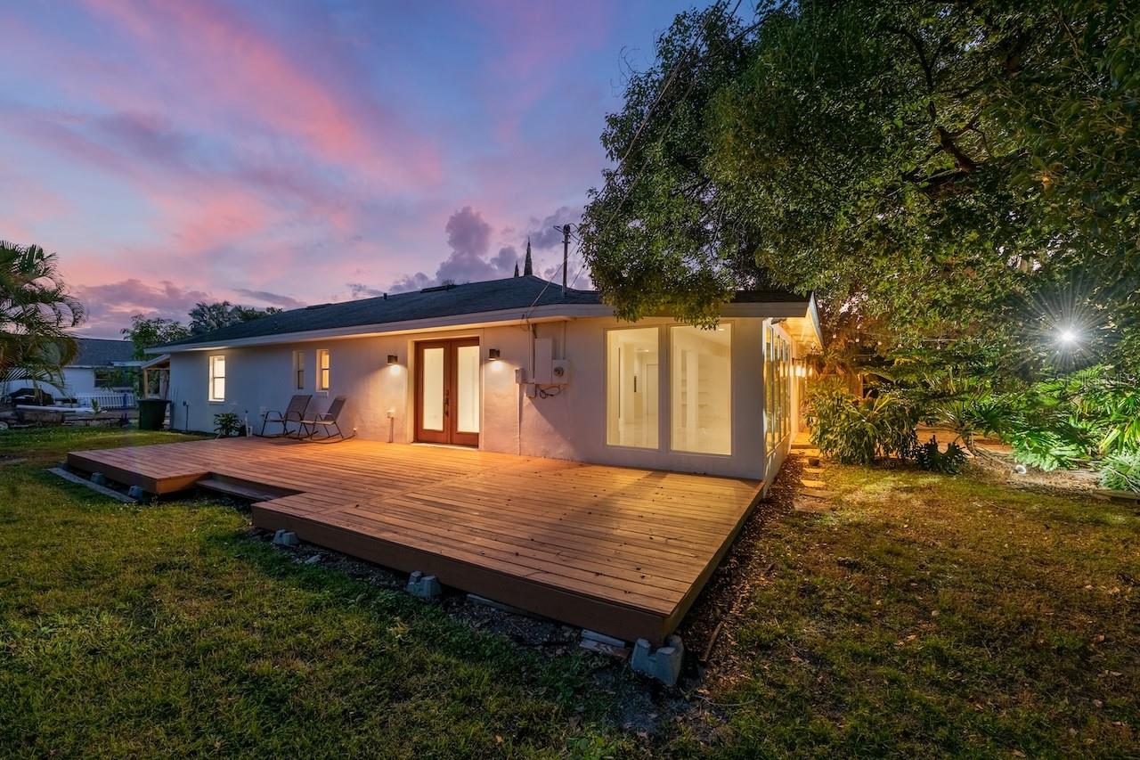 LAKE CONWAY ESTATES - Residential