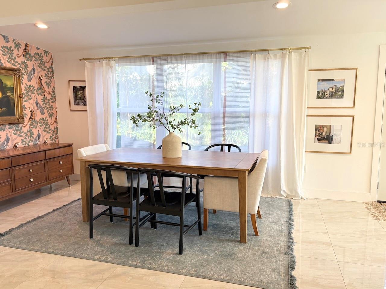 LAKE CONWAY ESTATES - Residential