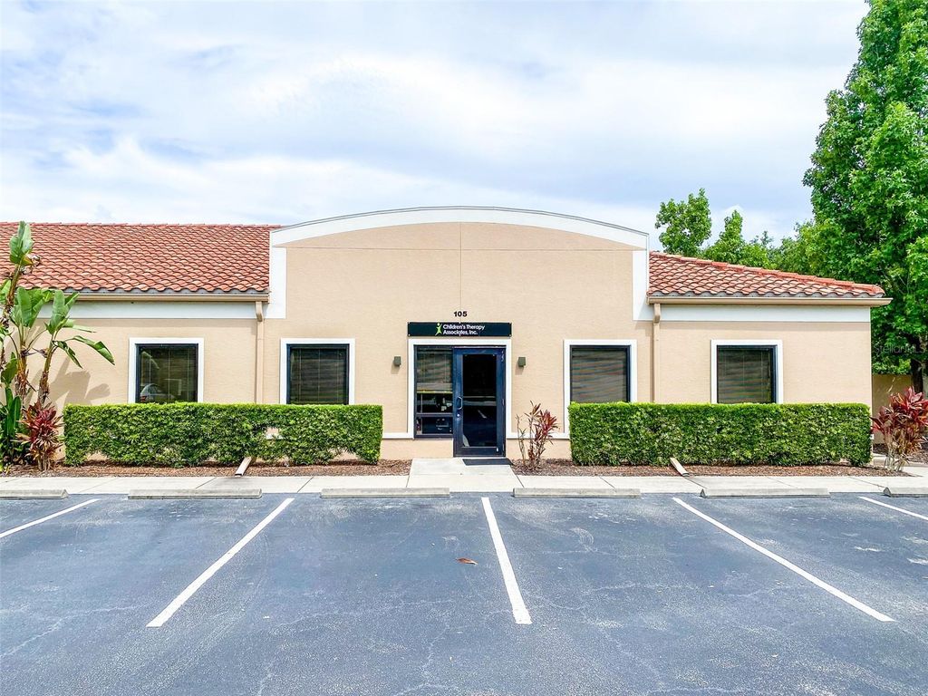 Photo of 3911 Golf Park Loop #105, Bradenton, FL 34203 (MLS # A4696598)
