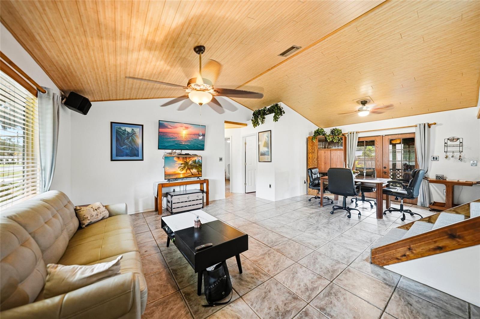 2631 FIESTA DRIVE