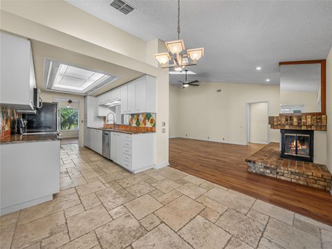 A home in PALM HARBOR