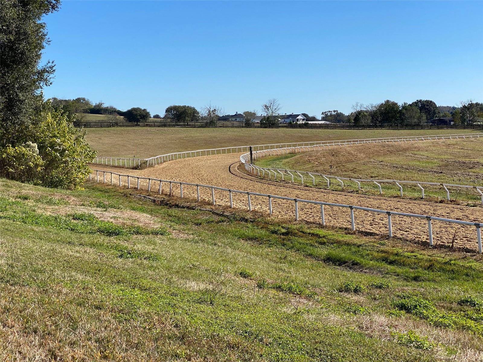 PENINSULA FARM - Residential