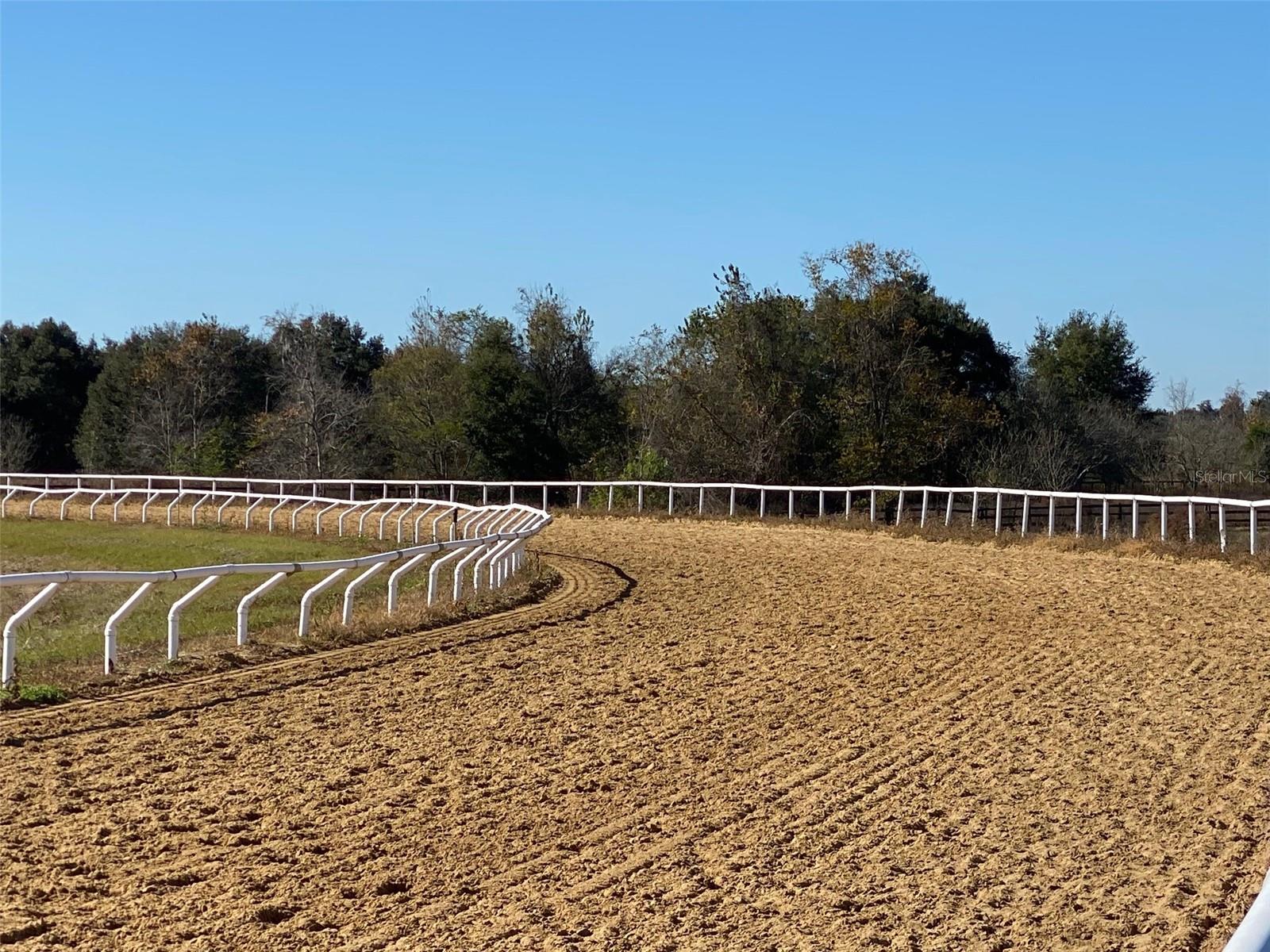 PENINSULA FARM - Residential
