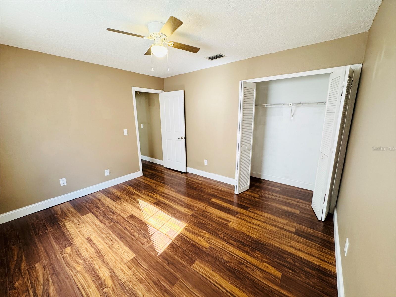 PEMBROOKE - Residential