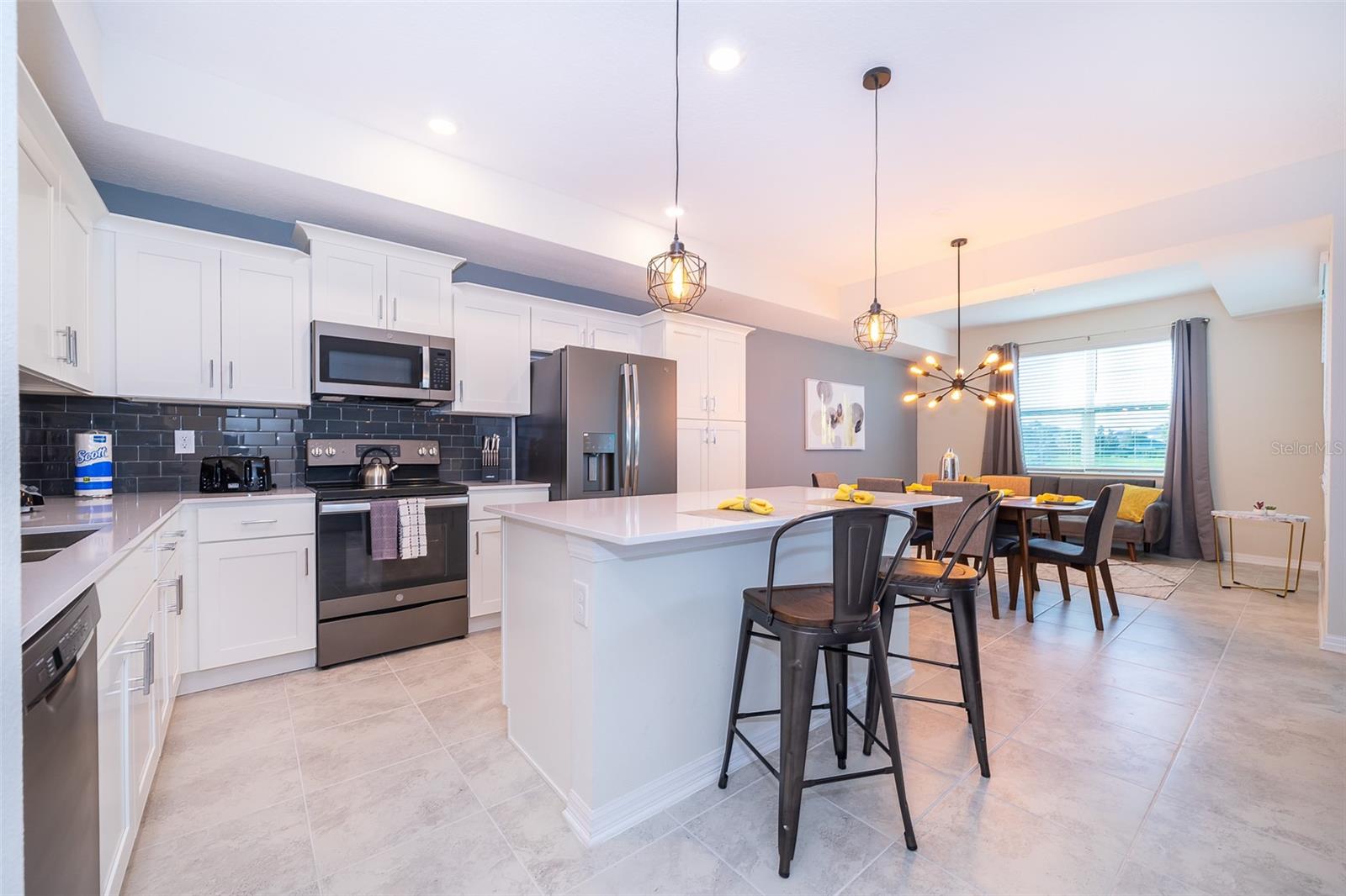 THE TERRACES AT STOREY LAKE CONDO 3 PH 9 - Residential