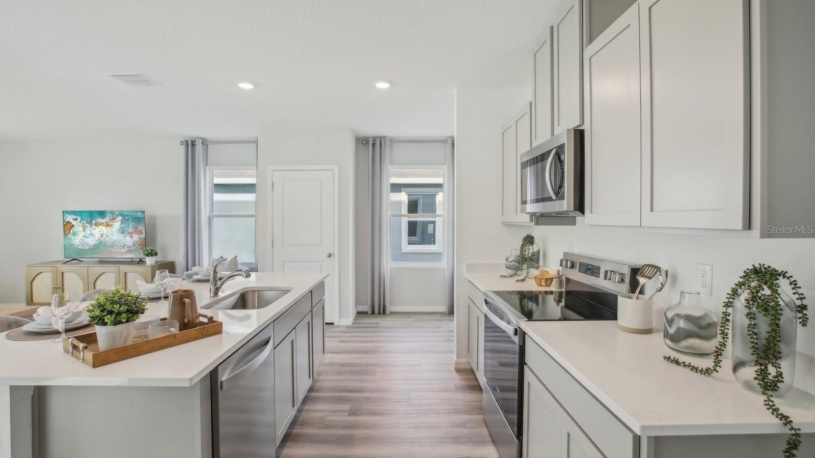 SUMMIT VIEW - Residential