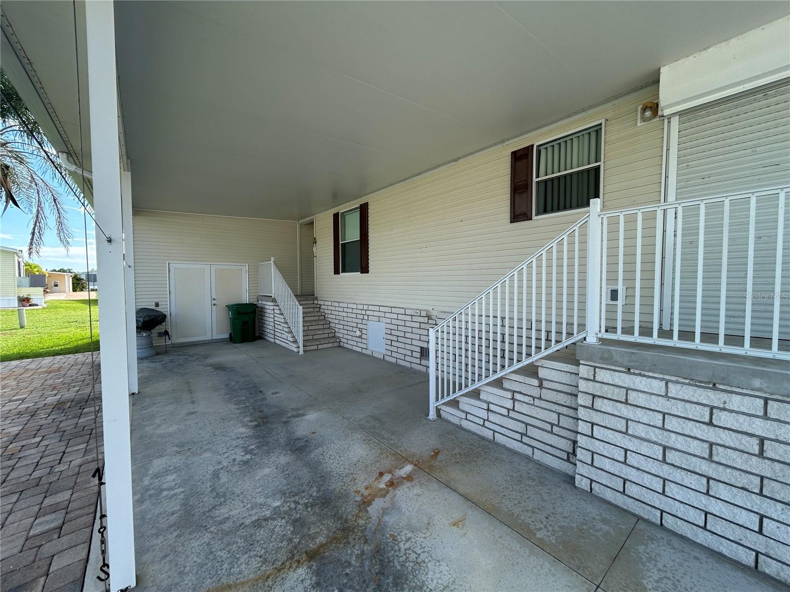 WINDMILL VILLAGE - Residential Lease