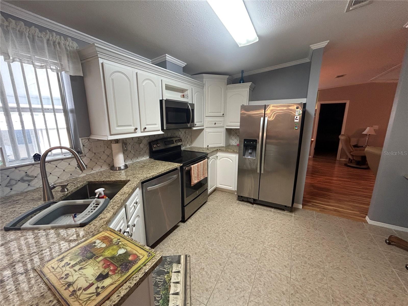 WINDMILL VILLAGE - Residential Lease