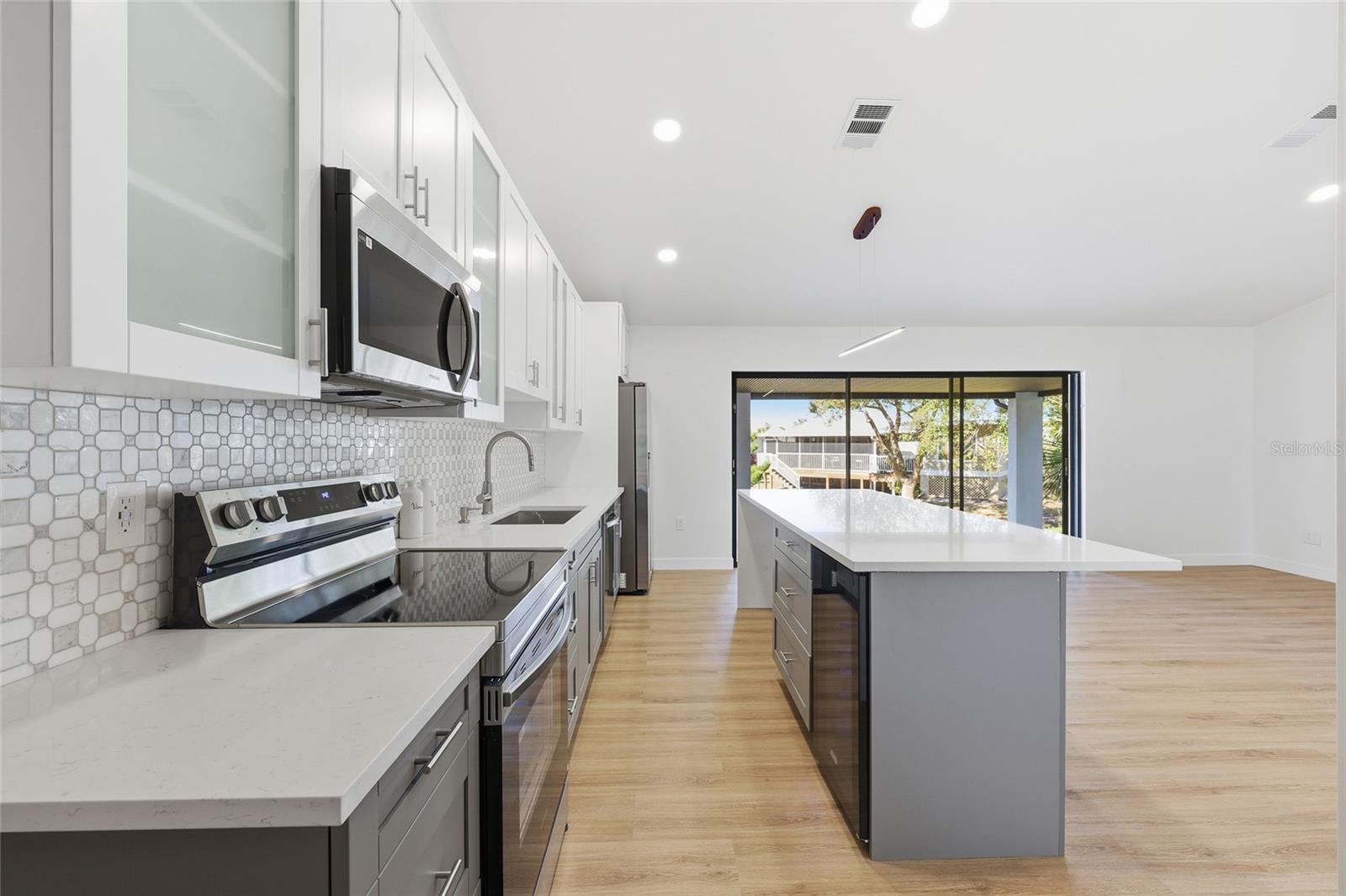 TURF & SURF ESTATES - Residential