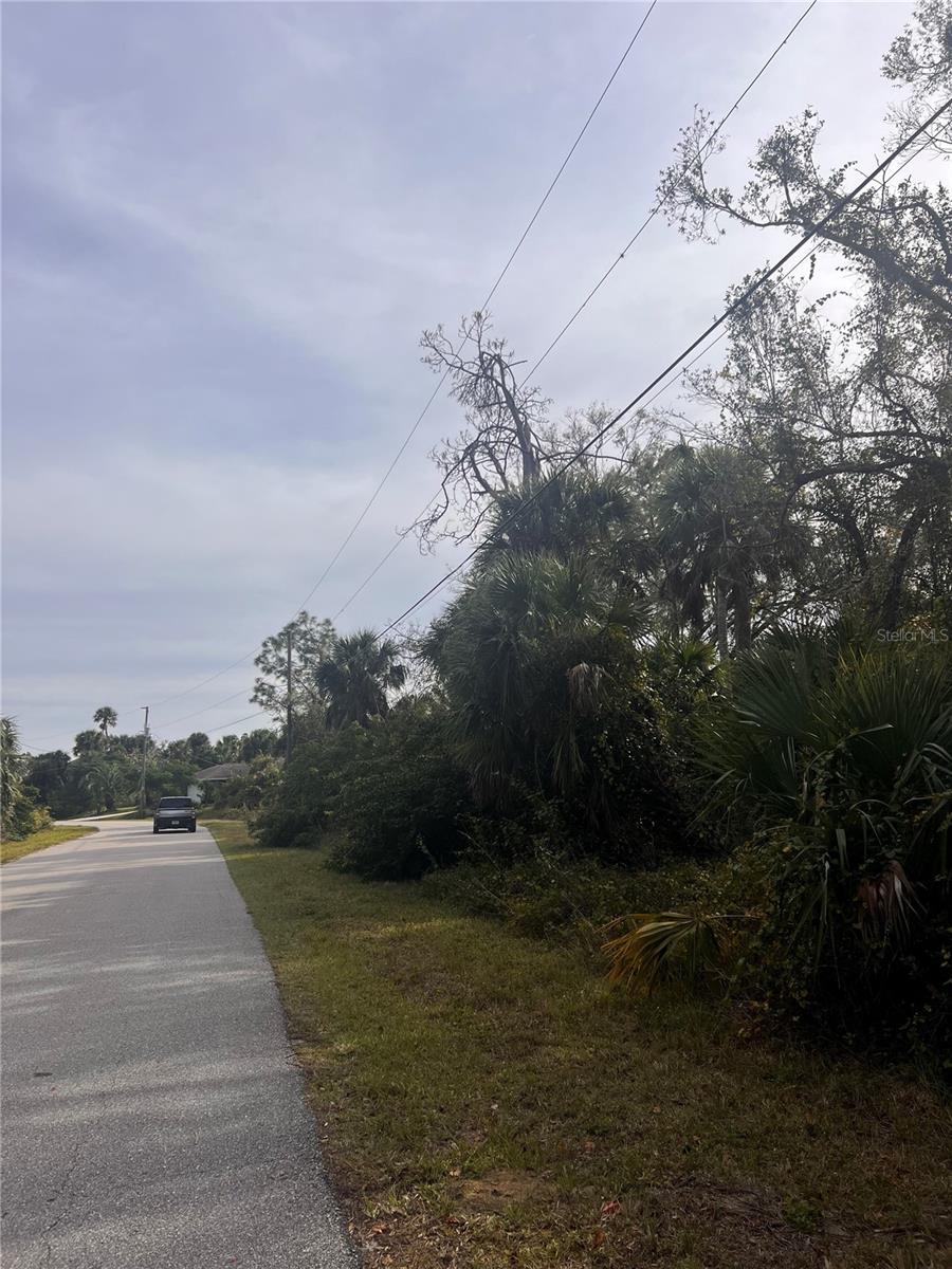 Welcome to your future dream home location on Firebrand Rd, North Port, FL! This expansive, buildable lot offers the perfect setting in a quiet street, nestled in North Port’s vibrant and rapidly growing community.
Highlights:
Prime Location: Just minutes from sandy beaches, shopping, dining, and entertainment.
Privacy & Space: Oversized lot, giving you ample space for a private oasis.
Freedom to Build: No HOA or CDD fees, plus not in Scrub Jay territory (check Sarasota County records).
Utilities Nearby: Ready for your vision of the perfect home.
Imagine the possibilities! With local builder connections available upon request, your dream home is closer than ever. Don't miss out on this rare find in a sought-after area. Act now to secure your piece of North Port paradise!