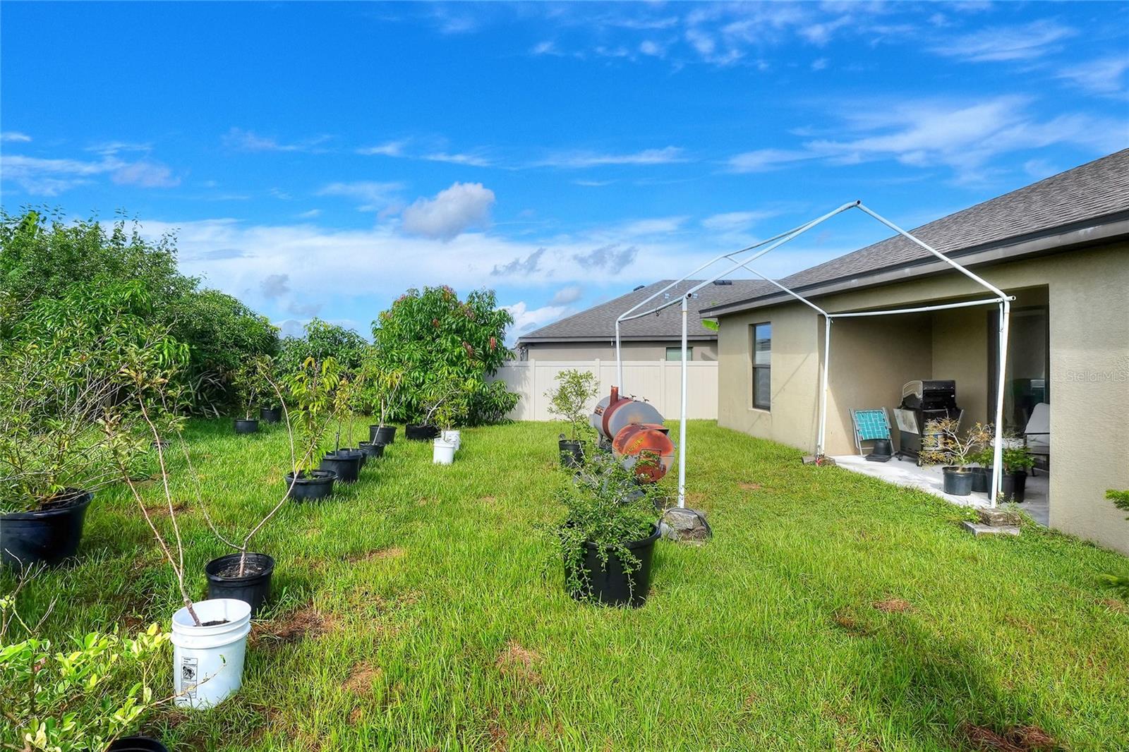 RIDGE/SWAN LAKE - Residential