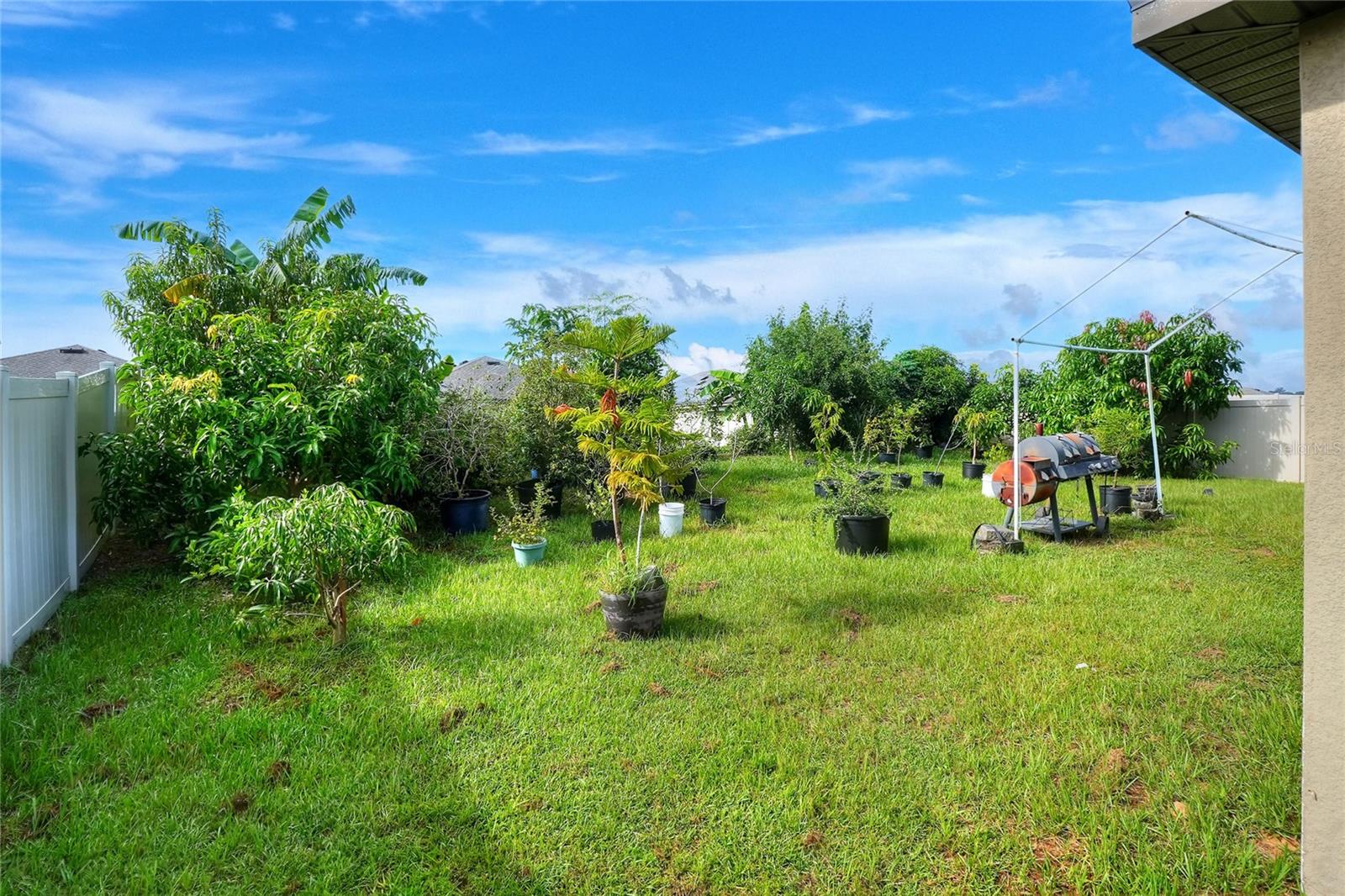 RIDGE/SWAN LAKE - Residential