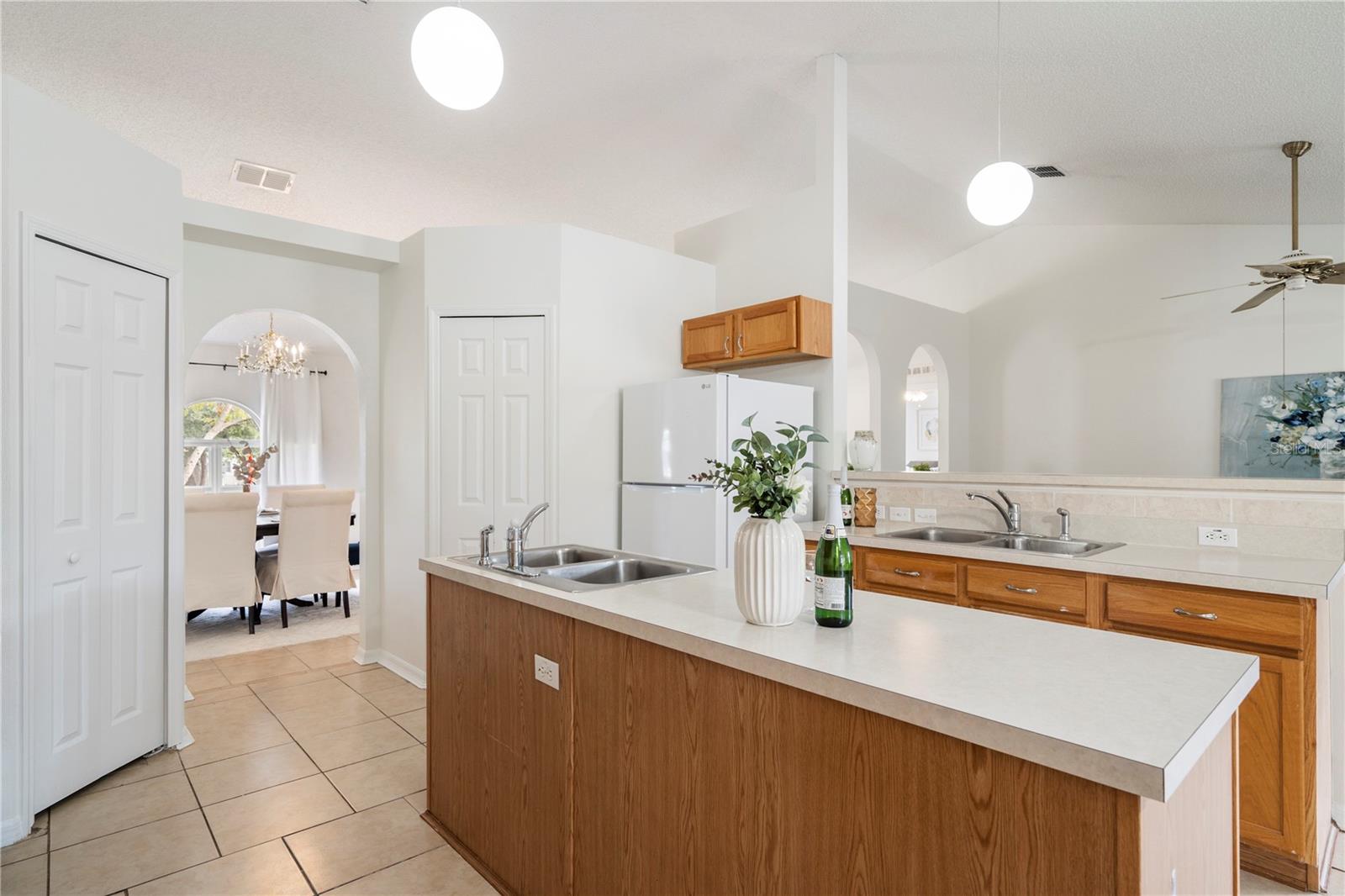 SPRING HILL - Residential