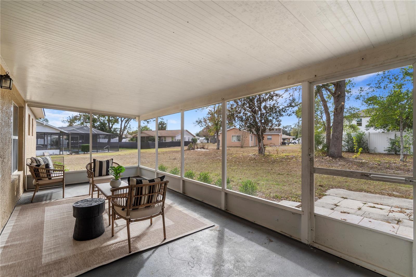 SPRING HILL - Residential