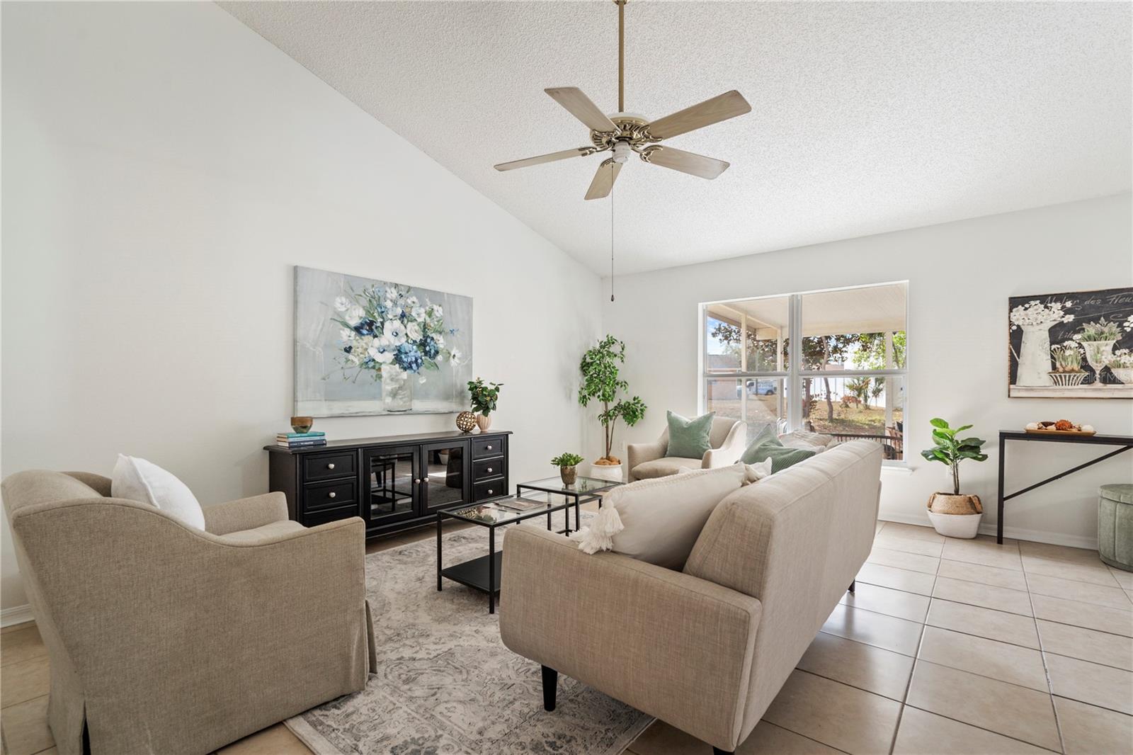 SPRING HILL - Residential