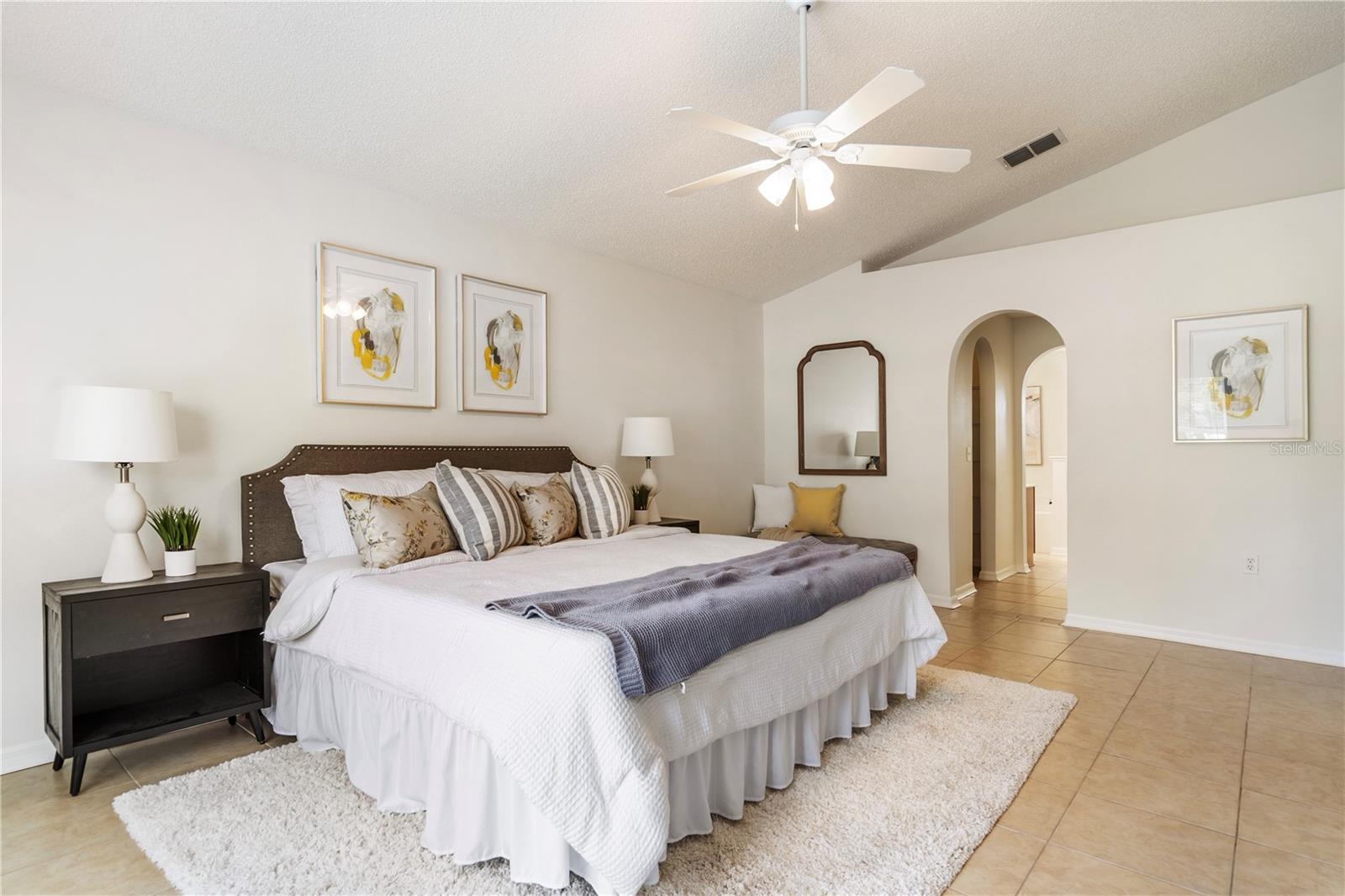 SPRING HILL - Residential