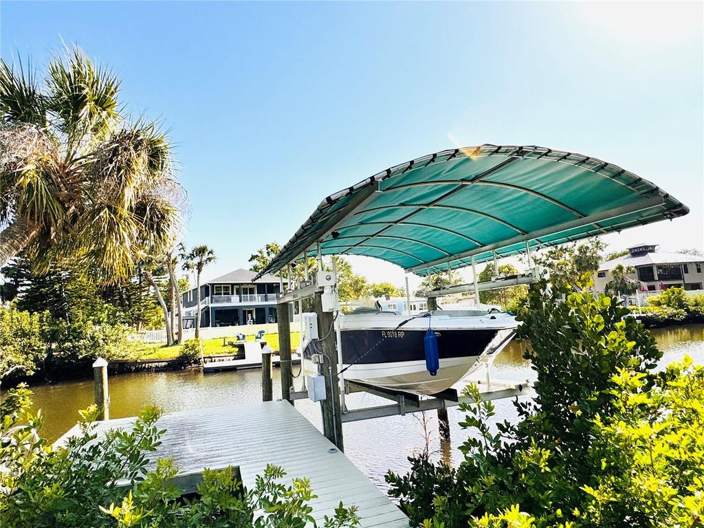 Photo of 754 Seminole Boulevard, Tarpon Springs, FL 34689 (MLS # TB8374530)