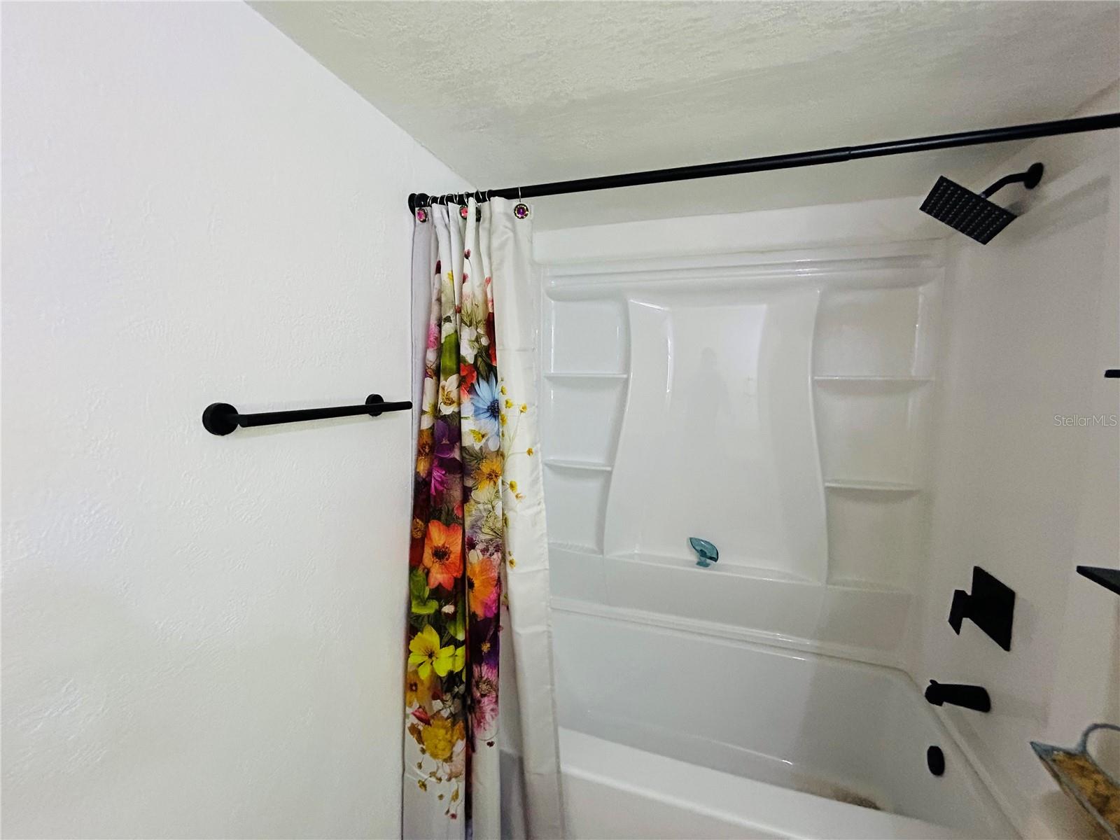 CATALINA ISLES CONDO - Residential Lease