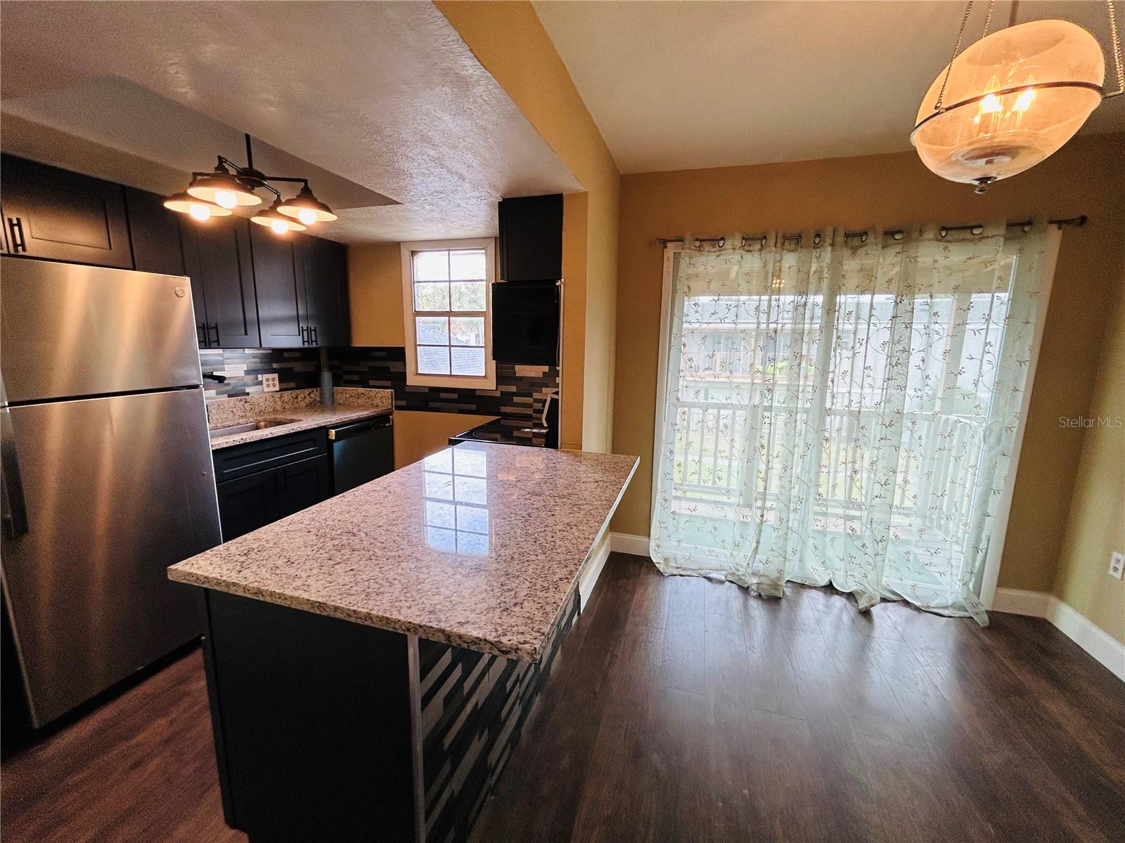 CATALINA ISLES CONDO - Residential Lease