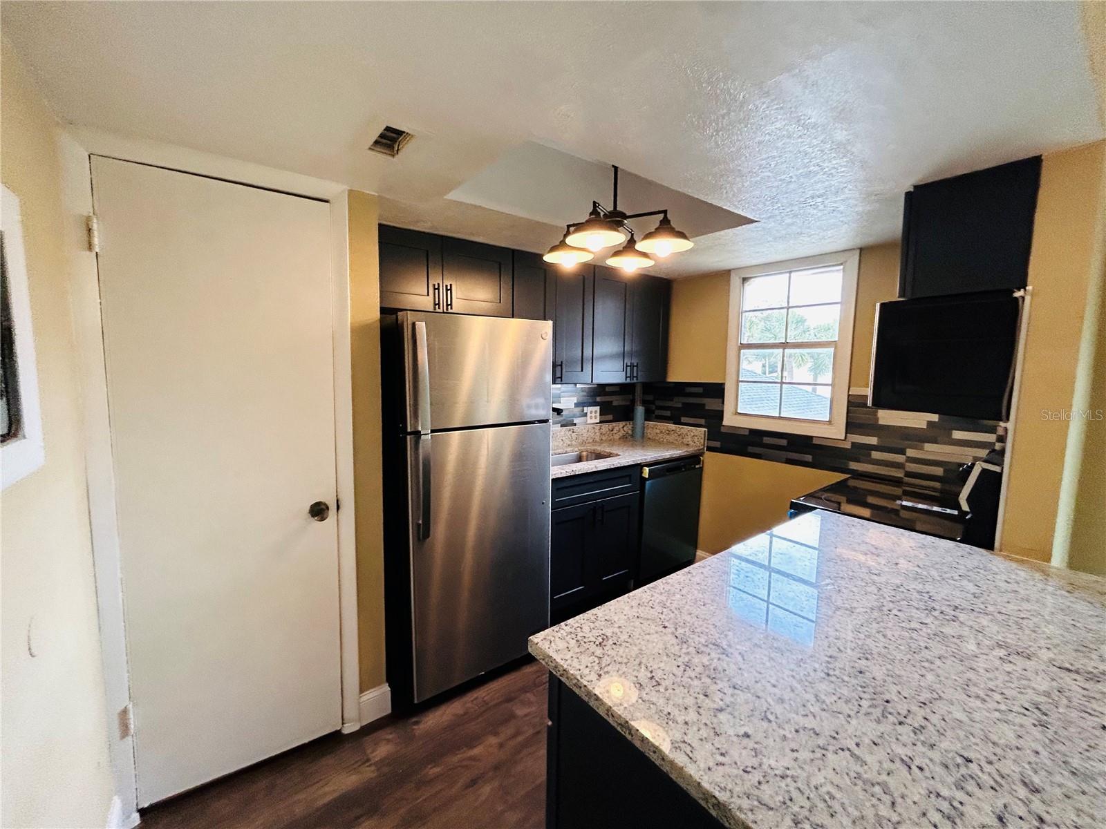 CATALINA ISLES CONDO - Residential Lease