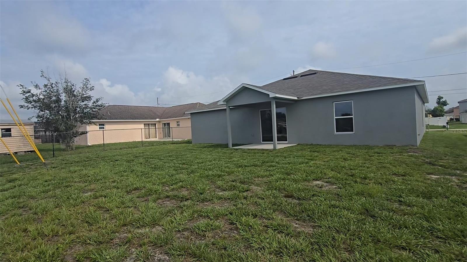 541 LAKEVIEW COURT