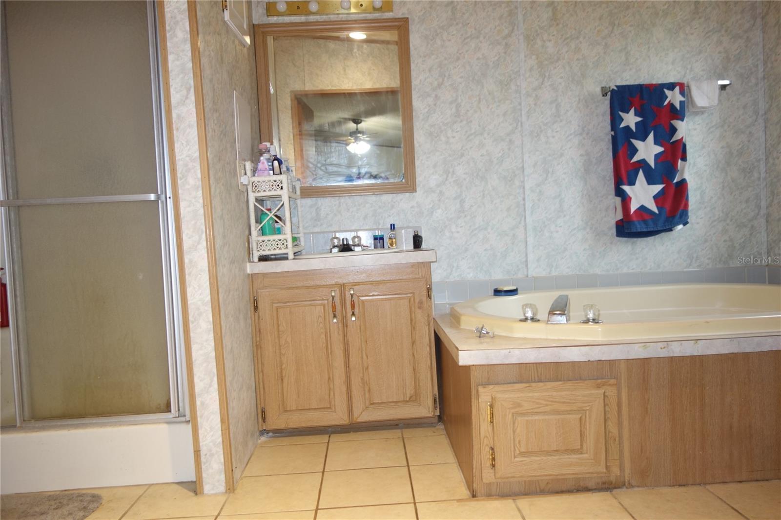 COUNTRY VIEW ESTATES - Residential