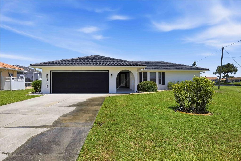 Photo of 1933 Fairview Drive, Englewood, FL 34223 (MLS # N6144354)