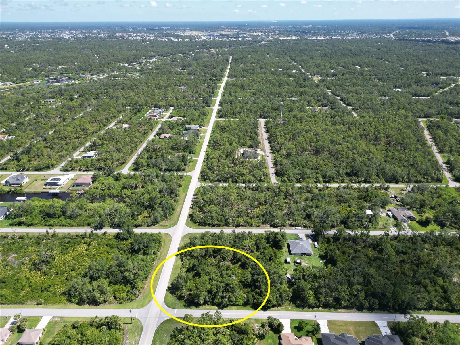 PORT CHARLOTTE SEC 048 - Land