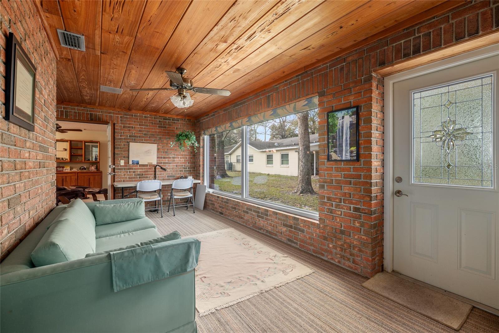 CIRCLE SQUARE WOODS #9 - Residential