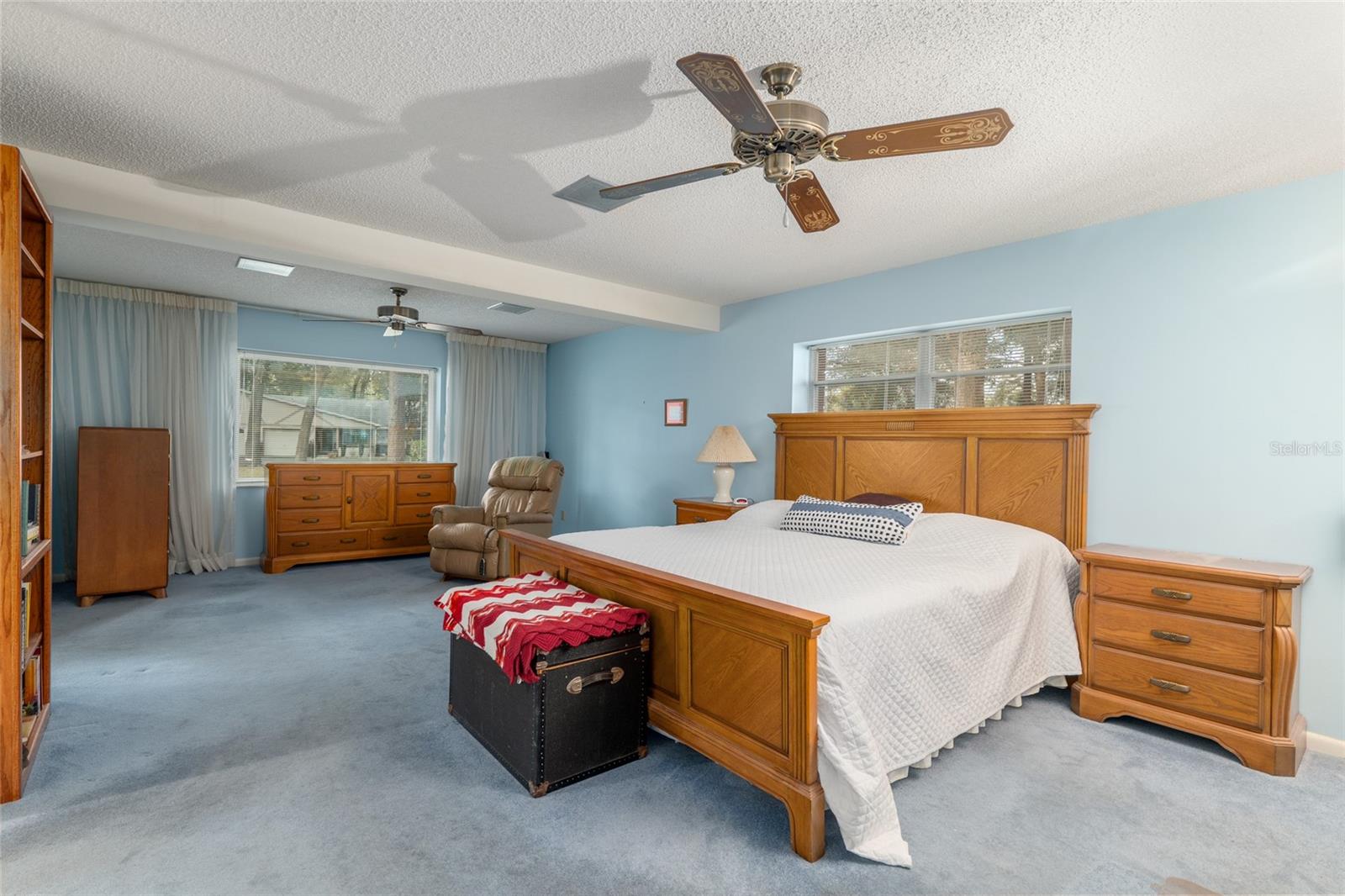 CIRCLE SQUARE WOODS #9 - Residential