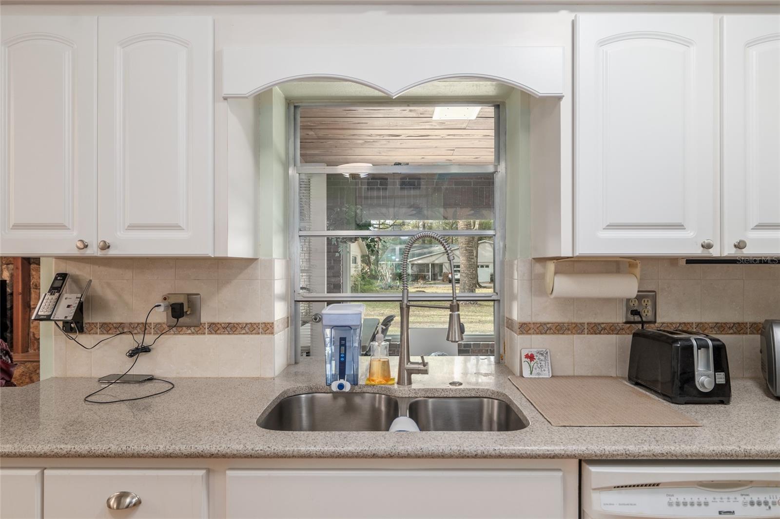 CIRCLE SQUARE WOODS #9 - Residential